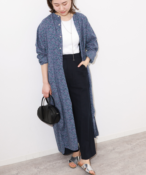 ARMEN(アーメン)の「【ARMEN/アーメン】SMALL FLOWER バンドカラーMAXI OP:ワンピース(ワンピース・レディース・ベージュ/ネイビー・3)」の3枚目の写真