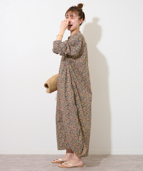 ARMEN(アーメン)の「【ARMEN/アーメン】SMALL FLOWER バンドカラーMAXI OP:ワンピース(ワンピース・レディース・ベージュ/ネイビー・3)」の9枚目の写真