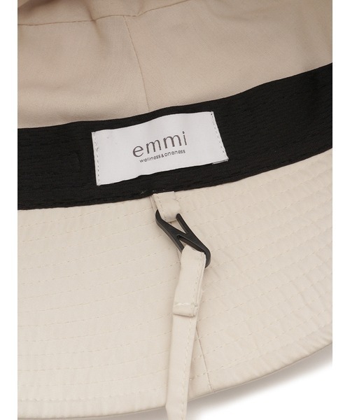 emmi（エミ）の「【emmi atelier】バケットハット（ハット・レディース・ベージュ/ブラック・FREE）」の13枚目の写真