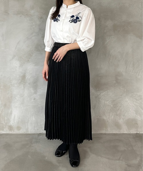 kutir（クティール）の「【新色ブラック系その他】刺繍チャイナブラウス（シャツ/ブラウス・レディース・ブラック/サックスブルー/オフホワイト/ブラック系その他・FREE）」の16枚目の写真