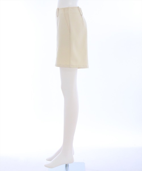 clear(クリア)の「ベーシックショートパンツ≪2024SS≫(その他パンツ・レディース・アイボリー/ブラック・M/S)」の4枚目の写真