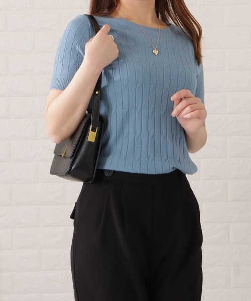 Lace Ladies(レースレディース)の「ケーブル柄半袖ニットプルオーバー(シャツ/ブラウス・レディース・ベージュ/ブルー/ホワイト/ブラック/グレー・FREE)」の1枚目の写真