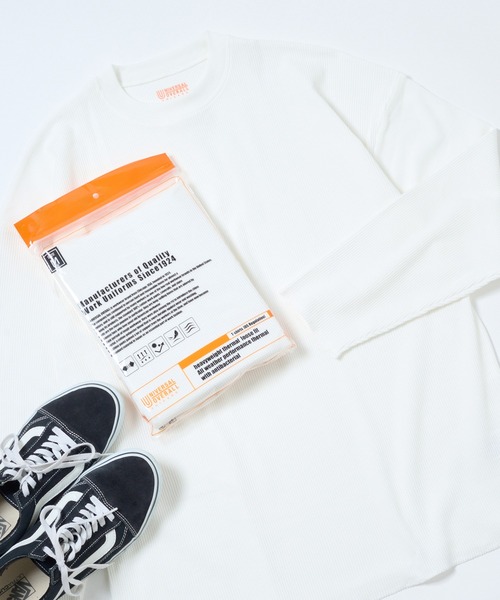 UNIVERSAL OVERALL（ユニバーサルオーバーオール）の「【UNIVERSAL OVERALL】1P パック サーマルルーズフィットUVOP-005（Tシャツ/カットソー・メンズ・ホワイト系その他2/ホワイト系1/ホワイト系その他3/ブラック系1/ブラック系その他2/ブラック系その他3・M/L/XL/S）」の4枚目の写真