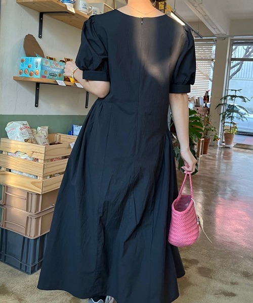 FREE STYLISTS（フリー スタイリスト）の「YUGA_YGMC ハイウエスト切替フレアワンピース（ワンピース・レディース・ブラック/ホワイト・FREE）」の19枚目の写真
