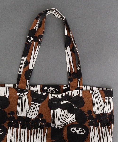 peu pres（プープレ）の「●マッシュルームプリントトートバッグ（トートバッグ・レディース・ブラウン/グリーン・FREE）」の4枚目の写真