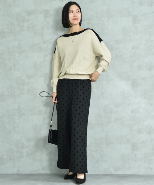 INTERPLANET（インタープラネット）の「ボートネック配色袖ボリュームニット（ニット/セーター・レディース・ブラック/グレー/ブルー/ベージュ/イエロー・FREE）」の21枚目の写真