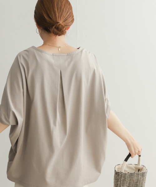 URBAN RESEARCH DOORS（アーバンリサーチドアーズ）の「コクーンシルエットプルオーバー（Tシャツ/カットソー・レディース・グレー系その他/アイボリー/ブラック・MEDIUM）」の19枚目の写真