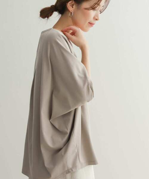 URBAN RESEARCH DOORS（アーバンリサーチドアーズ）の「コクーンシルエットプルオーバー（Tシャツ/カットソー・レディース・グレー系その他/アイボリー/ブラック・MEDIUM）」の20枚目の写真