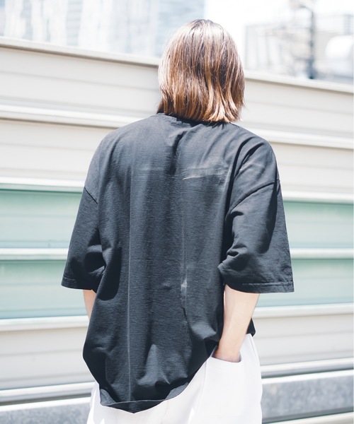 SHAKA WeAR（シャカウェア）の「【SHAKA WEAR/シャカウェア】GARMENT DYE DROP SHOULDER S/S G-DYE_DROP　ヘビーウェイト ビッグシルエット　Tシャツ（Tシャツ/カットソー・メンズ・ブラック系その他2/ブラック/クリーム/ホワイト/ナチュラル/モカ・MEDIUM/SMALL/X-LARGE/LARGE/XX-LARGE）」の17枚目の写真