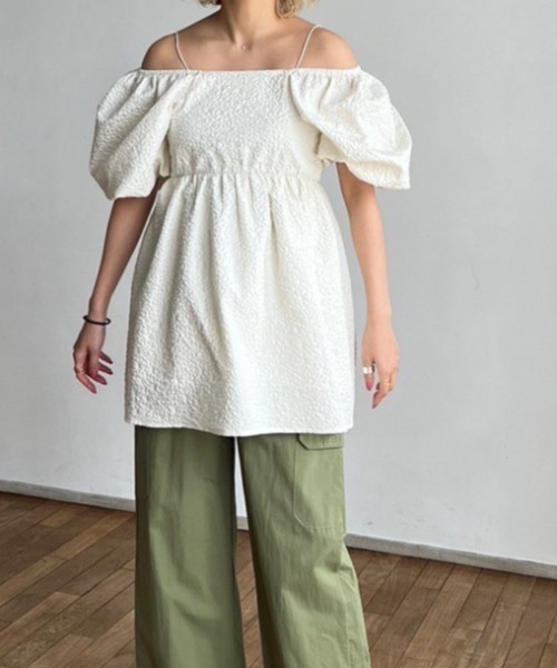 AMAIL DECO VOLUMETUNIC チュニックトップス AMAIL DECO VOLUMETUNIC チュニックトップス オフショル 白