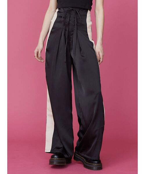 EVRIS(エヴリス)の「ハイウエストサテンワイドパンツ(その他パンツ・レディース・ブルー/ブラック・MEDIUM/SMALL)」の2枚目の写真