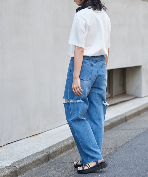 COLONY 2139（コロニートゥーワンスリーナイン）の「11OZカットスリットデニムパンツ（デニムパンツ・レディース・ブルー/サックスブルー・SMALL/MEDIUM）」の18枚目の写真