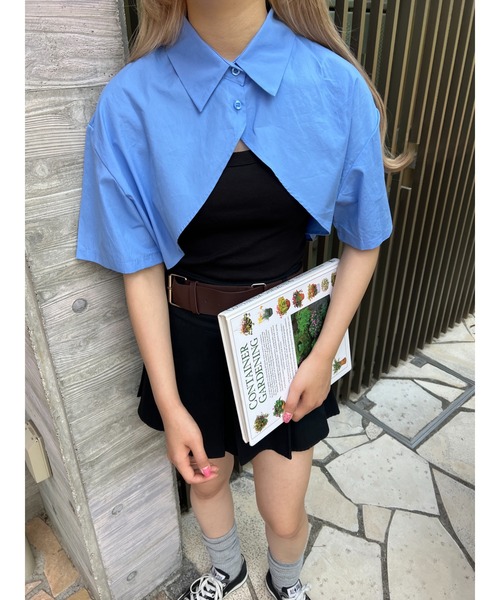 PHILLY(フィリー)の「キャミ×半袖ショートシャツSET(シャツ/ブラウス・レディース・ブラック/ブルー/ホワイト・FREE)」の3枚目の写真