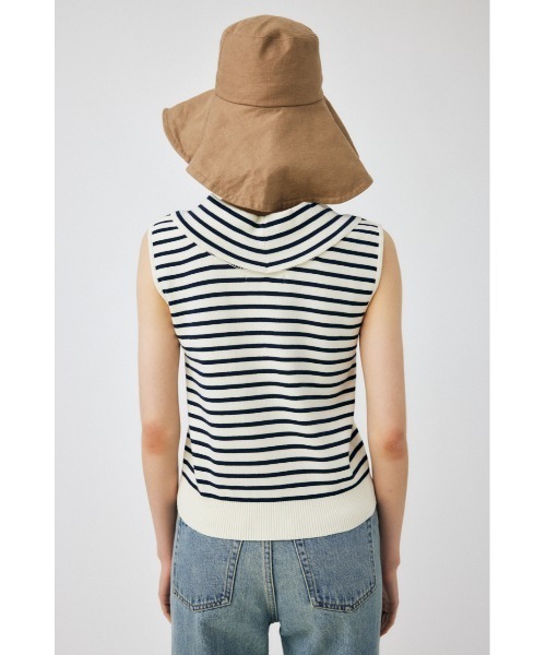 MOUSSY（マウジー）の「BIG COLLAR SLEEVELESS ニット（タンクトップ・レディース・ブルー系その他3/ベージュ系その他/ライトイエロー/ブラック・FREE）」の19枚目の写真
