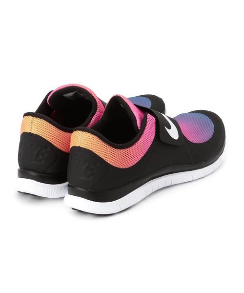 NIKE（ナイキ）の「NIKE（ナイキ） フリー ソックフライ　SD（スニーカー・メンズ・ブラック/レッド・28cm/26cm/27cm/27.5cm/26.5cm/29cm/25.5cm）」の5枚目の写真