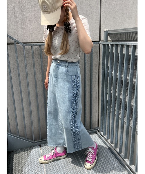 WC（ダブル シー）の「フリルラインデニムスカート（スカート・レディース・ブルー・FREE）」の6枚目の写真