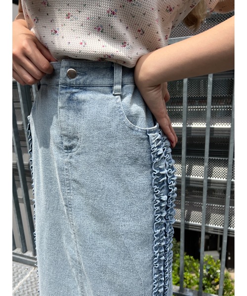WC（ダブル シー）の「フリルラインデニムスカート（スカート・レディース・ブルー・FREE）」の8枚目の写真