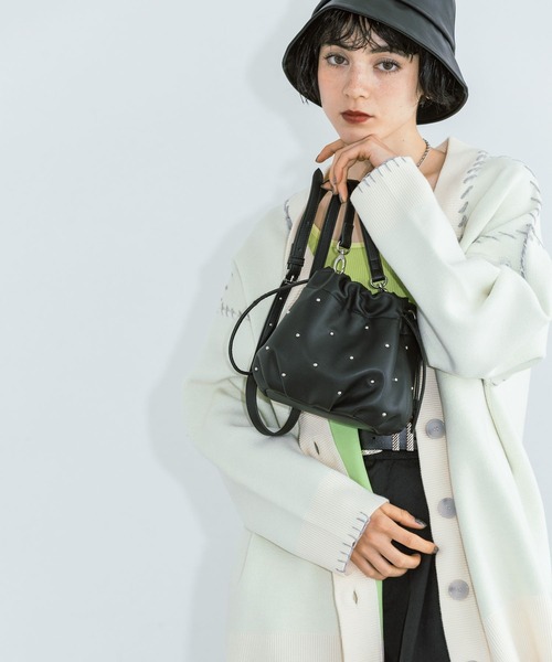 PAGEBOY(ページボーイ)の「アソートキンチャクショルダー(ショルダーバッグ・レディース・ブラック系その他/ホワイト系その他・FREE)」の4枚目の写真