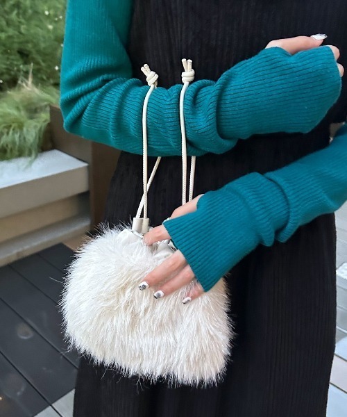 PAGEBOY(ページボーイ)の「アソートキンチャクショルダー(ショルダーバッグ・レディース・ブラック系その他/ホワイト系その他・FREE)」の21枚目の写真