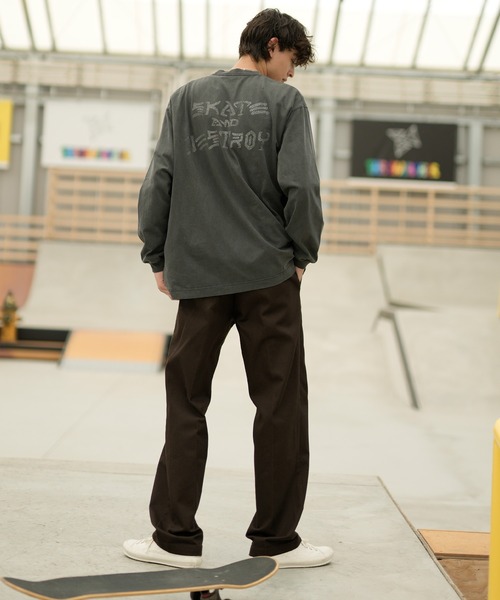 THRASHER（スラッシャー）の「【ムラサキスポーツ別注】THRASHER/スラッシャー ロンT/長袖 フロントカスレプリント ビックシルエット ヴィンテージライク ピグメント染LSTシャツ 23MS-PLS2（Tシャツ/カットソー・メンズ・ブラック×ブルー/ブラック×パープル/ブラック×レッド/ブラック×イエロー・XL/M/L）」の12枚目の写真