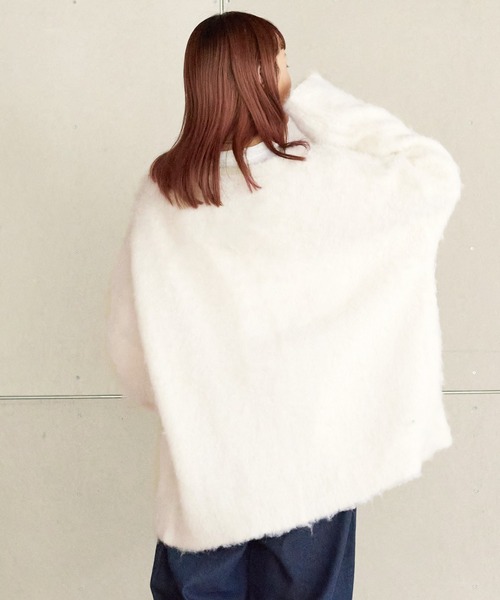 w closet（ダブルクローゼット）の「起毛Vネックカーディガン（ニット/セーター・レディース・グリーン/オレンジ/ラベンダー/ベージュ/オフホワイト/サックスブルー・FREE）」の10枚目の写真