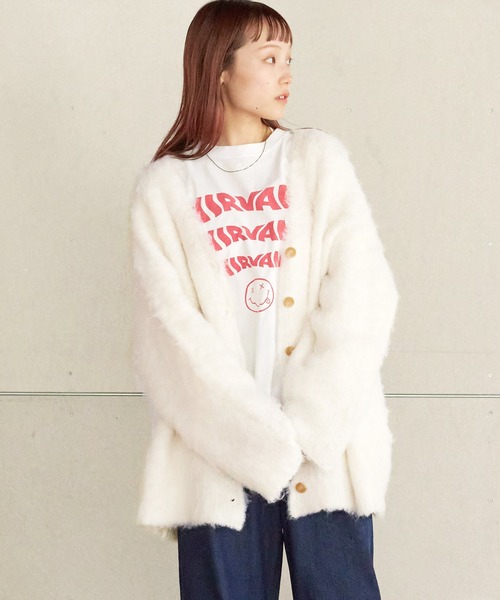 w closet（ダブルクローゼット）の「起毛Vネックカーディガン（ニット/セーター・レディース・グリーン/オレンジ/ラベンダー/ベージュ/オフホワイト/サックスブルー・FREE）」の13枚目の写真