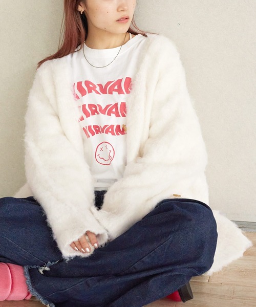 w closet（ダブルクローゼット）の「起毛Vネックカーディガン（ニット/セーター・レディース・グリーン/オレンジ/ラベンダー/ベージュ/オフホワイト/サックスブルー・FREE）」の15枚目の写真