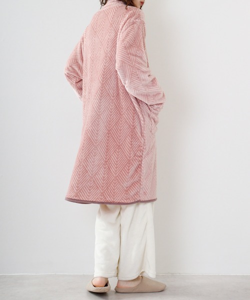 FUNALIVE（ファンアライブ）の「PAGE ONE ブランケットローブ　ミディ丈（ルームウェア/パジャマ・レディース・ベージュ/グレー/ピンク/グリーン/アイボリー/ベージュ系・FREE）」の13枚目の写真