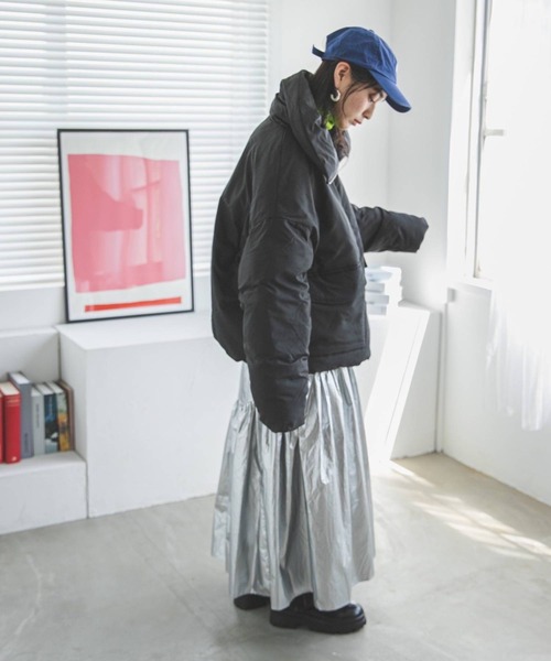bohmal（ボマール）の「ファイバーダウンショートブルゾン（ダウンジャケット/コート・レディース・ブラック/アイボリー・MEDIUM）」の5枚目の写真