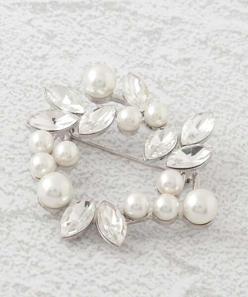 SHOO・LA・RUE（シューラルー）の「◆【セレモニー】リーフリースブローチ（ブローチ/コサージュ・レディース・シルバー/ゴールド・00）」の2枚目の写真