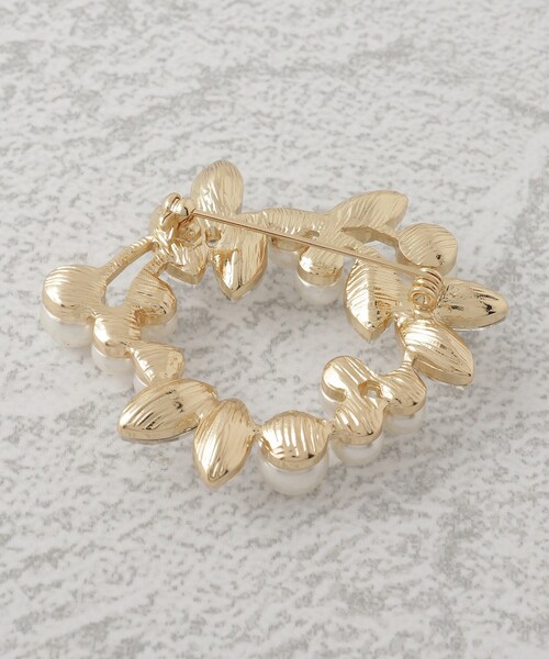 SHOO・LA・RUE（シューラルー）の「◆【セレモニー】リーフリースブローチ（ブローチ/コサージュ・レディース・シルバー/ゴールド・00）」の4枚目の写真