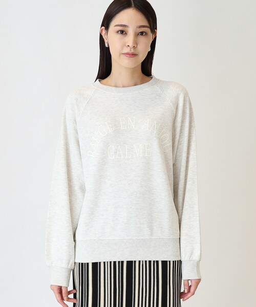 THE SHOP TK （ザ ショップ ティーケー ）の「◆ロゴ裏毛スウェット/ハグするニットシリーズ（スウェット・レディース・グレー/オフホワイト・13/12）」の4枚目の写真