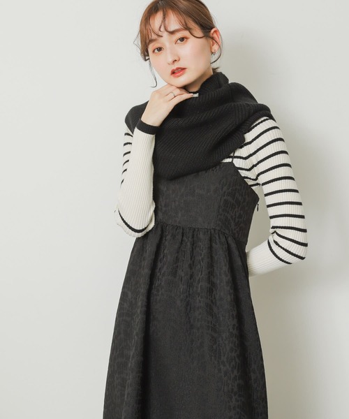 SENSE OF PLACE by URBAN RESEARCH（センスオブプレイスバイアーバンリサーチ）の「サイドスリットネックウォーマー（ネックウォーマー/スヌード・レディース・ブラック/グレー・ONE）」の10枚目の写真