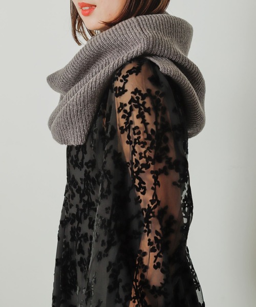 SENSE OF PLACE by URBAN RESEARCH（センスオブプレイスバイアーバンリサーチ）の「サイドスリットネックウォーマー（ネックウォーマー/スヌード・レディース・ブラック/グレー・ONE）」の13枚目の写真