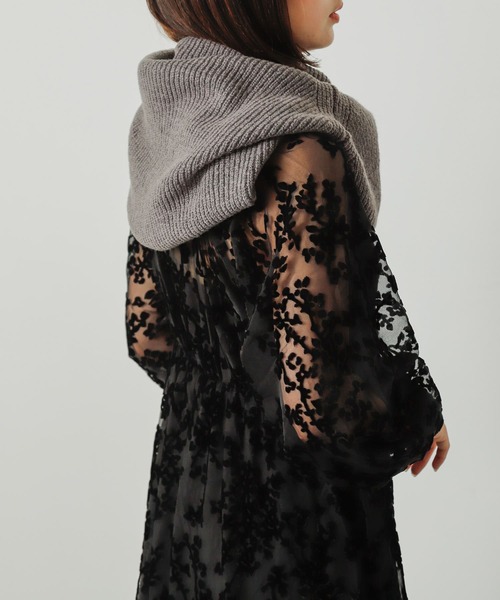 SENSE OF PLACE by URBAN RESEARCH（センスオブプレイスバイアーバンリサーチ）の「サイドスリットネックウォーマー（ネックウォーマー/スヌード・レディース・ブラック/グレー・ONE）」の14枚目の写真