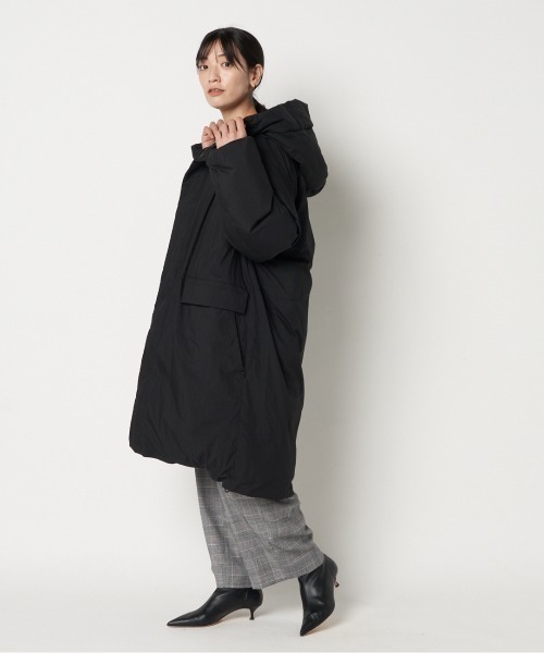 HELIOPOLE（エリオポール）の「LONG DOWN HOODY（ダウンジャケット/コート・レディース・チャコールグレー/ブラック・38/36）」の13枚目の写真