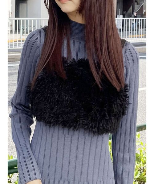 MURUA（ムルーア）の「シャギービスチェ（ニット/セーター・レディース・ブラック/ベージュ・FREE）」の2枚目の写真