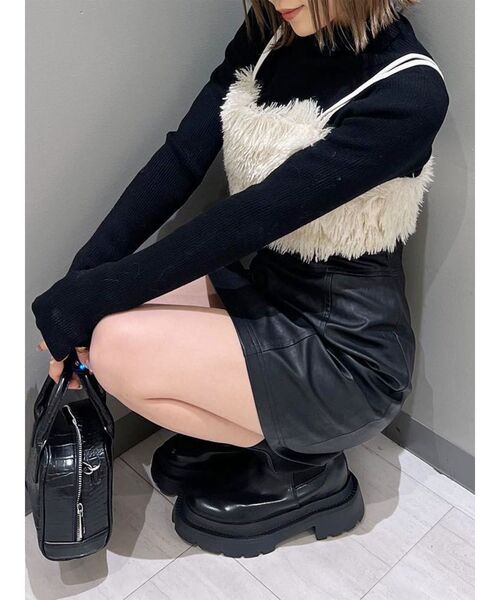 MURUA（ムルーア）の「シャギービスチェ（ニット/セーター・レディース・ブラック/ベージュ・FREE）」の17枚目の写真