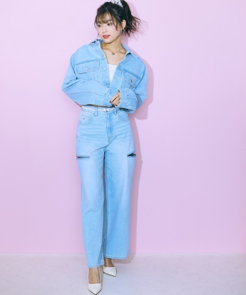 marun（マルン）の「＜大きいサイズ＞ サイドスリットワイドパンツ marun（デニムパンツ・レディース・オフホワイト/ライトブルー・88/98/106/92/122/80/114/96/84）」の12枚目の写真