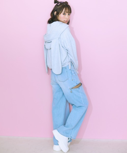 marun（マルン）の「＜大きいサイズ＞ サイドスリットワイドパンツ marun（デニムパンツ・レディース・オフホワイト/ライトブルー・88/98/106/92/122/80/114/96/84）」の15枚目の写真