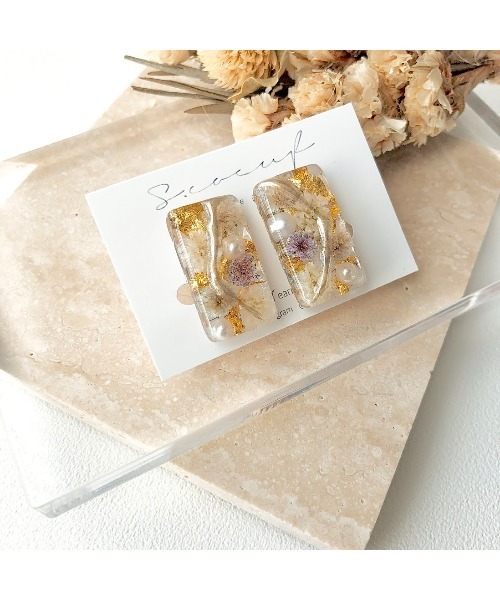 tone（トーン）の「【S.coeuf】【S.coeuf】イヤリング お花スクエア×メタルライン(MA)（イヤリング・レディース・ピンク/パープル・FREE）」の4枚目の写真