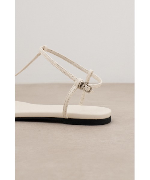 crie conforto（クリーコンフォルト）の「トングストラッピーサンダル（サンダル・レディース・アイボリー/ブラック/レッド・MEDIUM/LL/SMALL/LARGE）」の7枚目の写真