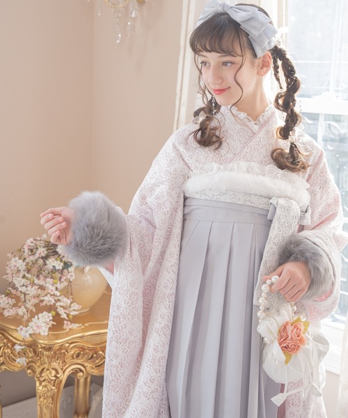 Catherine Cottage(キャサリンコテージ)の「ふわふわファーカフス(和装小物・キッズ・ホワイト/ブラック/ベージュ/オフホワイト/サックスブルー/ピンク/グレー系1/グレー系2・FREE)」の14枚目の写真