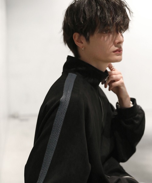 ETELIO(エテリオ)の「フェイクスウェードサイドレースデザイントラックジャケット(ブルゾン・メンズ・ワイン/アイボリー/ブラック/チャコール・L/S/M)」の11枚目の写真