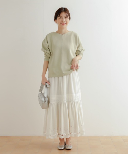 URBAN RESEARCH DOORS（アーバンリサーチドアーズ）の「Vネックドルマンプルオーバー（Tシャツ/カットソー・レディース・ネイビー/ライトカーキ/オフホワイト・MEDIUM）」の20枚目の写真