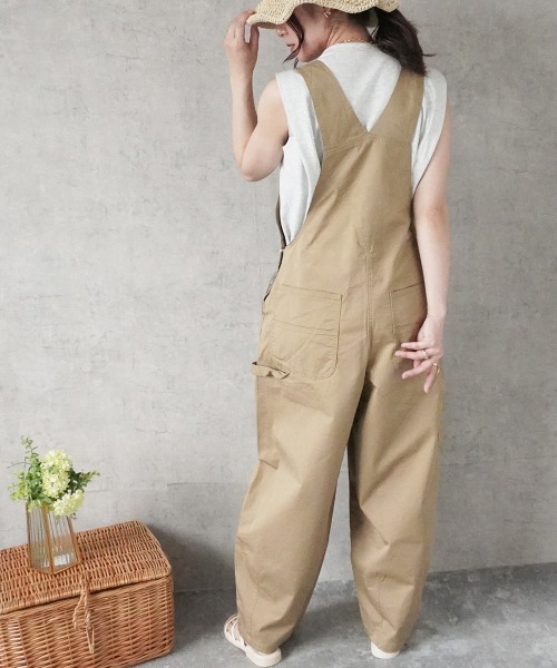 Emma（SELECT LEVERY）（エマ セレクトリベリー）の「サーカスサロペット（サロペット/オーバーオール・レディース・ネイビー/ベージュ/ホワイト/ワンウォッシュ/ライトブルー/ブラック・SMALL/MEDIUM/LARGE/X-LARGE）」の15枚目の写真