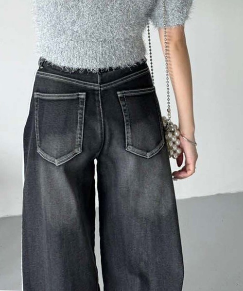 one after another NICE CLAUP(ワンアフターアナザーナイスクラップ)の「ストレッチ/ワイドストレートデニムパンツ(デニムパンツ・レディース・ライトブラック/ブルー/ライトブルー・SMALL/MEDIUM)」の17枚目の写真