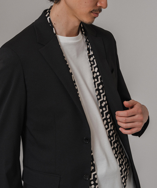 EDIFICE（エディフィス）の「"抗菌防臭＆シワ防止機能" ワルツ ツイル 2ボタン ジャケット（テーラードジャケット・メンズ・ブラック/ブラウン/ベージュ/ネイビー・MEDIUM/LARGE/X-SMALL/SMALL/X-LARGE/XX-LARGE）」の11枚目の写真