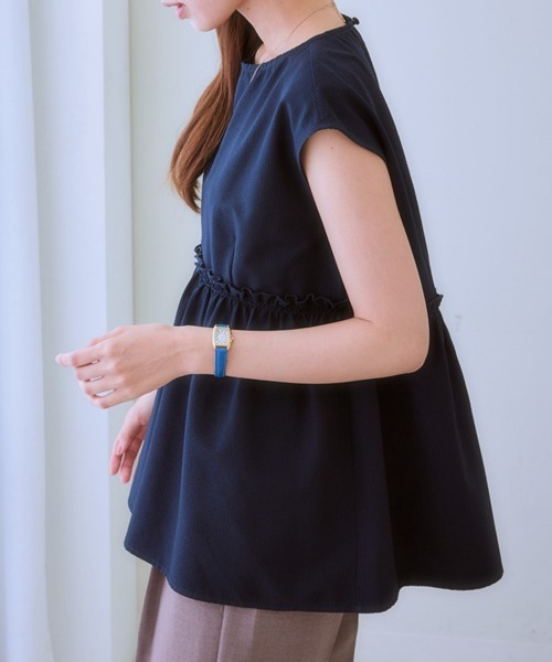 7days Life Styling（セブンデイズライフスタイリング）の「（接触冷感・防しわ・ＵＶカット）高機能サッカー生地ペプラムブラウス（シャツ/ブラウス・レディース・ネイビー/サックスブルー・LL/L/M）」の5枚目の写真