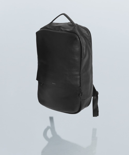 YArKA（ヤーカ）の「【YArKA/ヤーカ】real leather square flap back pack [Alnitak4] / リアルレザー四角フラップバックパック(リュック)（バックパック/リュック・メンズ・ブラック・FREE）」の4枚目の写真